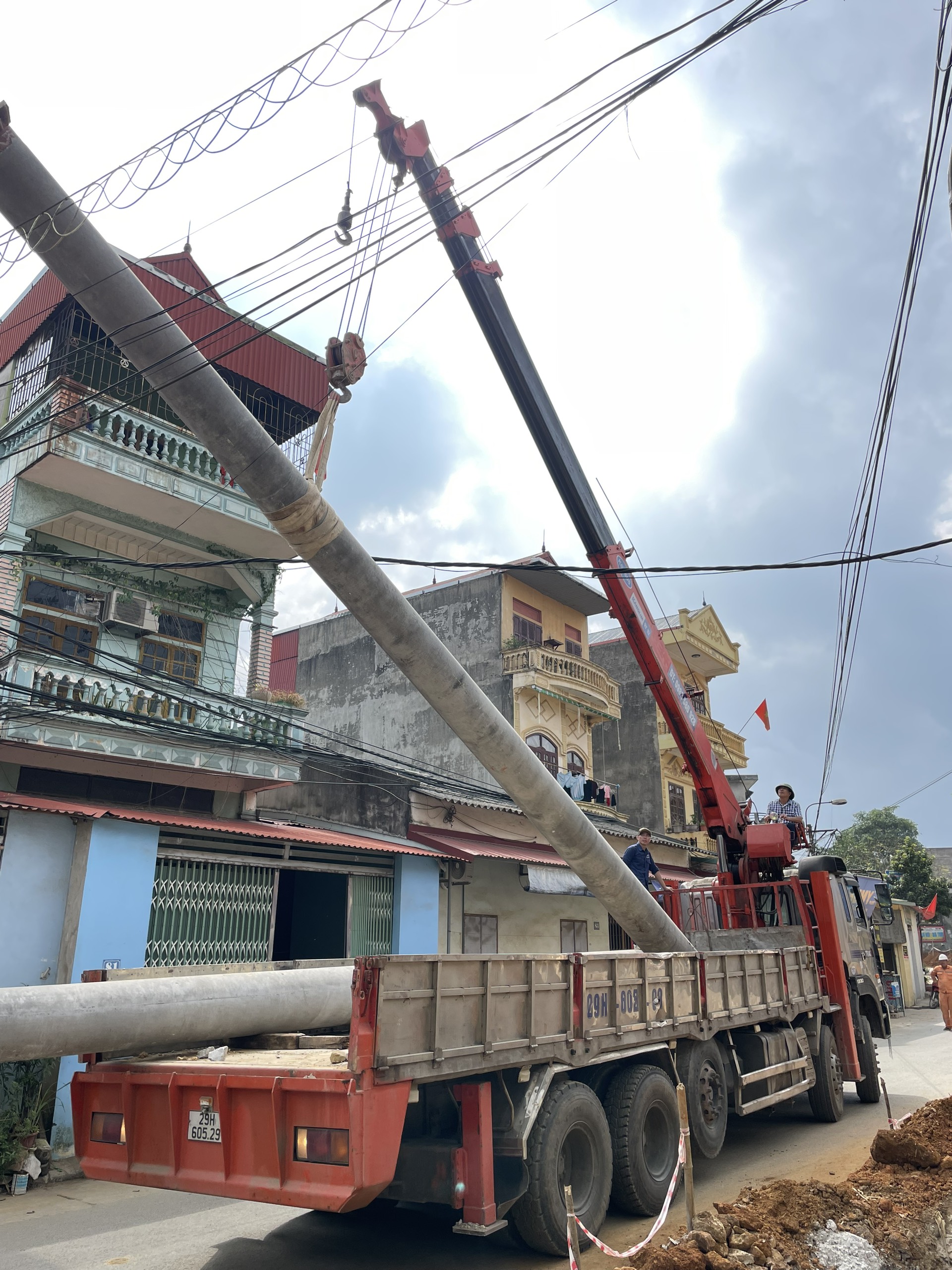 THUÊ XE CẨU TẠI HUYỆN VĂN QUAN, THÀNH PHỐ LẠNG SƠN