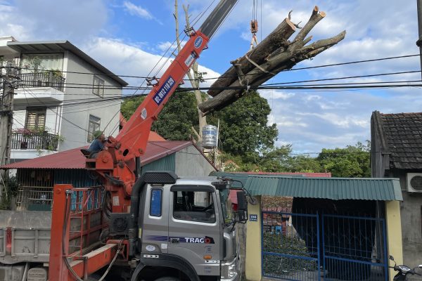 CHO THUÊ XE CẨU TẠI THÀNH PHỐ LẠNG SƠN.