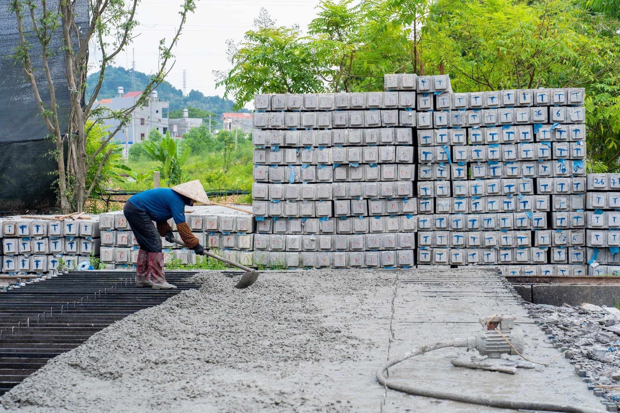 ÉP CỌC BÊ TÔNG 300x300 TẠI HUYỆN HỮU LŨNG, THÀNH PHỐ LẠNG SƠN