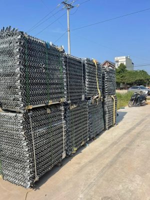 thuê giàn giáo nêm