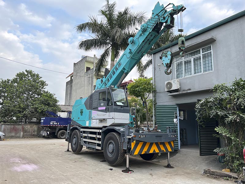 CHO THUÊ XE CẨU 25 TẤN TẠI HUYỆN VĂN QUAN, THÀNH PHỐ LẠNG SƠN